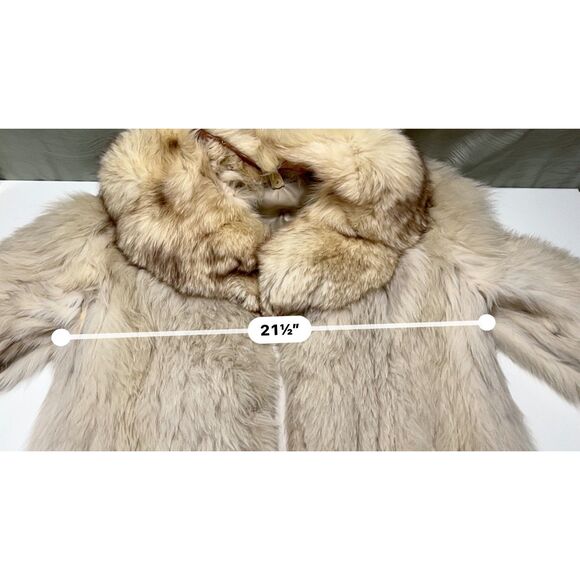 Vintage Silver Fox fur swing/cape coat with removable stole. Unsized. - Picture 7 of 15